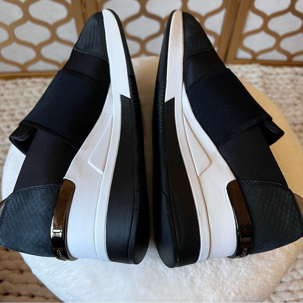 Michael Kors fashion sneakers 9.5 - Picture 11 of 16